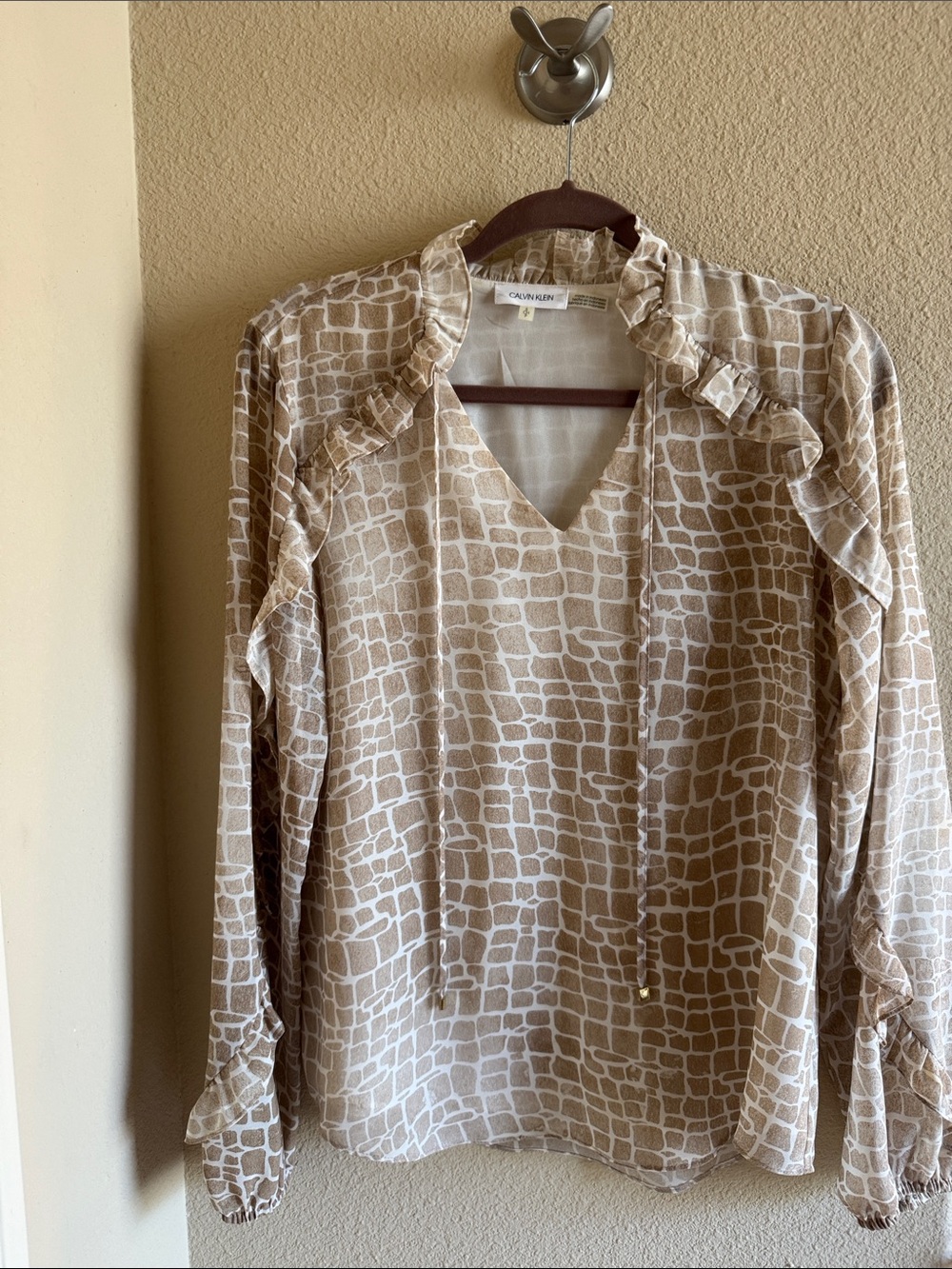 Calvin Klein Beige & Cream Patterned Ruffle-Neck Blouse